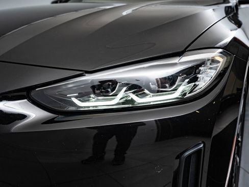 Used 2023 BMW i4 eDrive35 w/ Premium Package RWD image 15