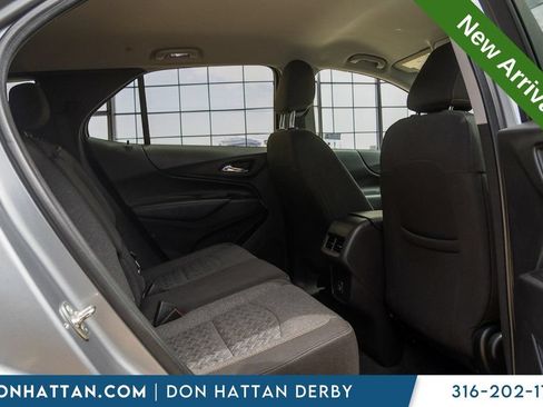 Used 2024 Chevrolet Equinox LT FWD image 22
