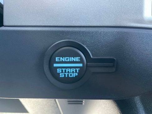 New 2026 Ford Bronco Outer Banks w/ Sasquatch Package AWD/4WD image 15