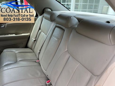 Used 2006 Cadillac DTS FWD image 15