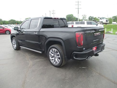 Used 2023 GMC Sierra 1500 Denali w/ Denali Reserve Package AWD/4WD image 10