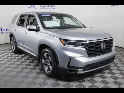 Certified 2025 Honda Pilot EX-L image 1