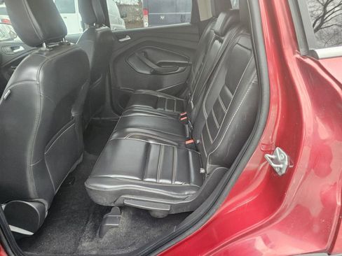 Used 2019 Ford Escape SEL image 16