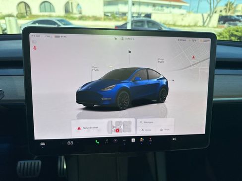 Used 2022 Tesla Model Y Performance image 15