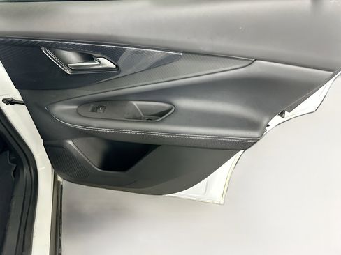 Used 2024 Chevrolet Blazer EV LT AWD/4WD image 30