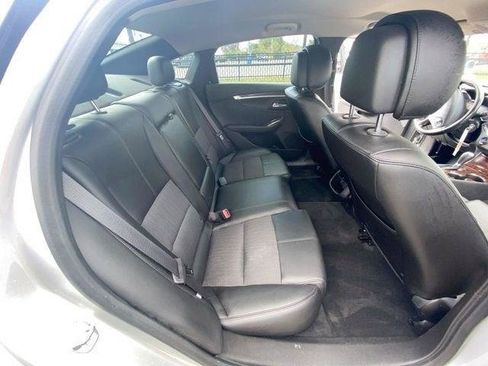 Used 2014 Chevrolet Impala LT w/ Convenience Package FWD image 23