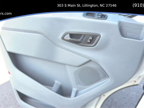 Used 2019 Ford Transit 250 130 Low Roof RWD image 24