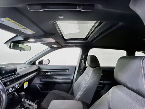 Used 2025 Honda CR-V Sport image 21