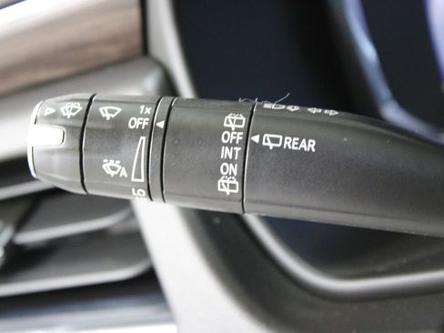 Used 2022 Chevrolet Tahoe Z71 image 42