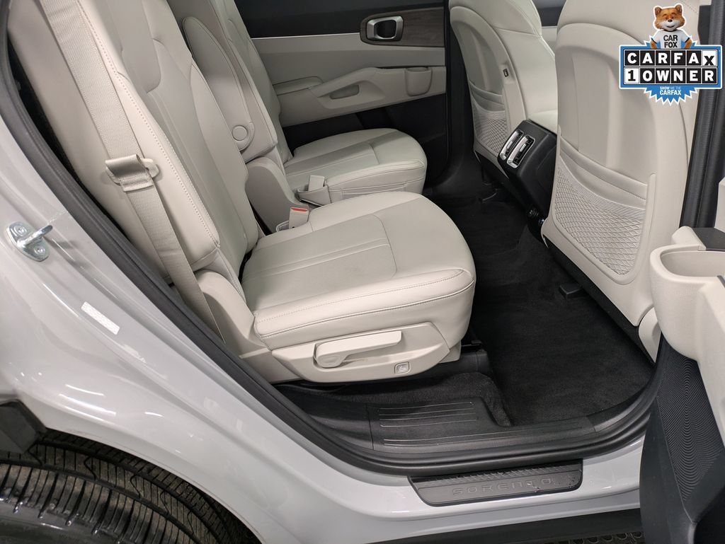Certified 2023 Kia Sorento X-Line EX AWD/4WD image 33