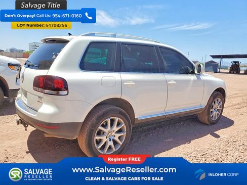 Used 2009 Volkswagen Touareg V6 w/ Technology Pkg AWD/4WD image 4
