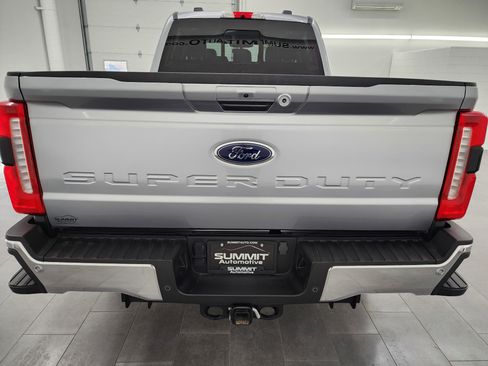 Used 2024 Ford F250 Lariat w/ Chrome Package image 33