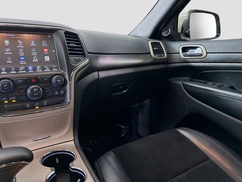 Used 2015 Jeep Grand Cherokee Altitude image 25