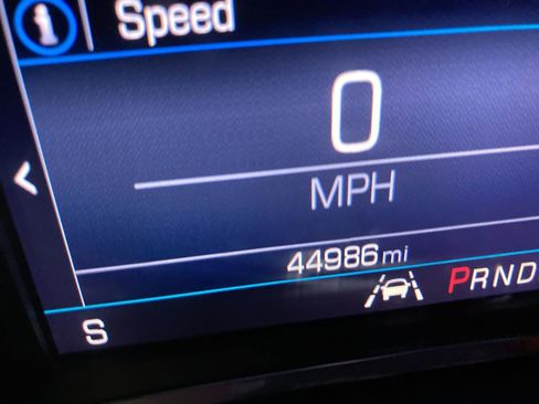 Used 2020 Chevrolet Equinox LT AWD/4WD image 11