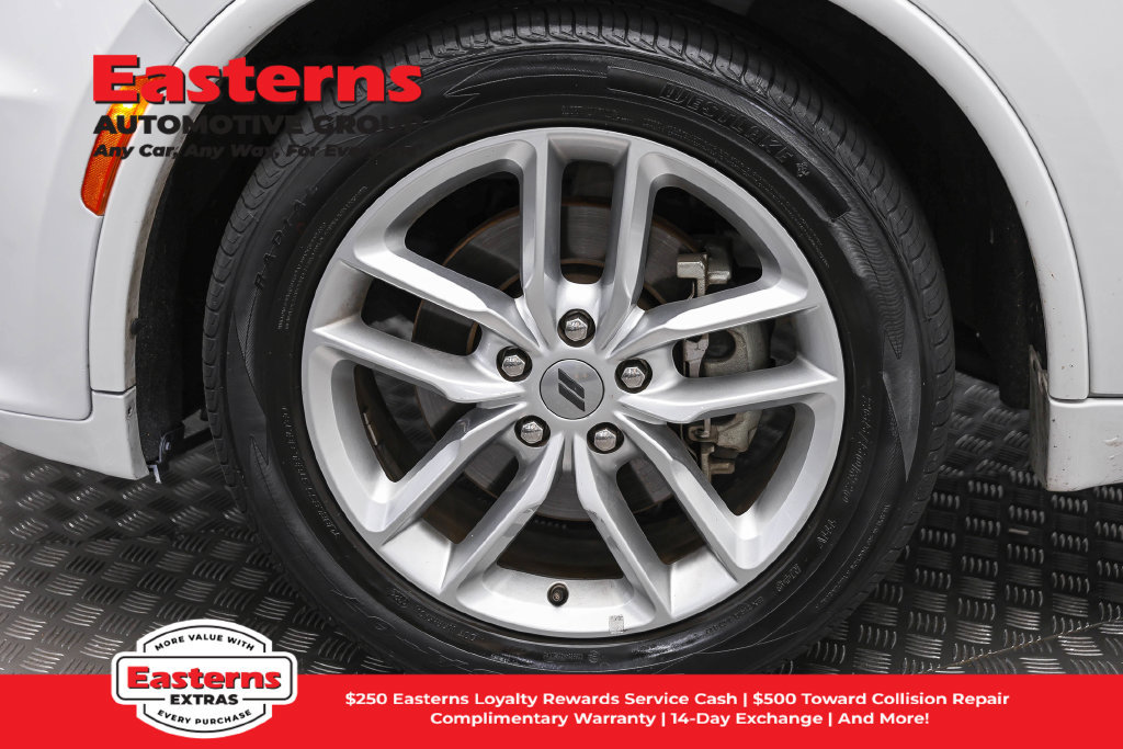 Used 2024 Dodge Durango GT RWD image 32