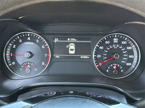 Used 2024 Kia Forte LXS w/ LXS Technology Package image 24