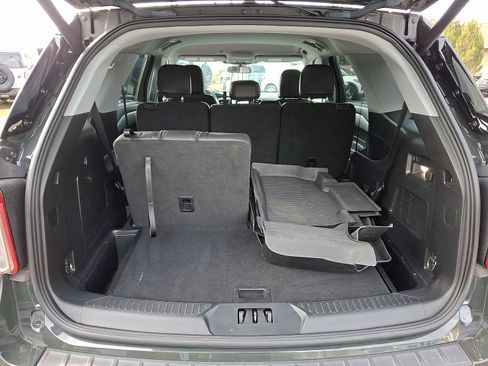 Certified 2022 Ford Explorer XLT w/ Equipment Group 202A image 28