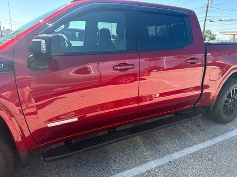 Used 2024 GMC Sierra 1500 Elevation w/ Elevation Premium Package AWD/4WD image 19