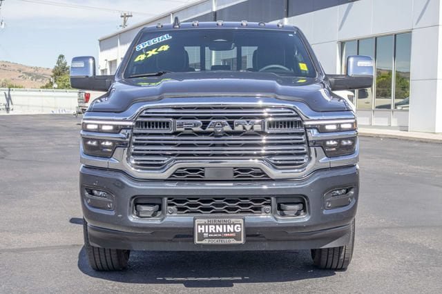 Used 2026 RAM 2500 Laramie AWD/4WD image 2