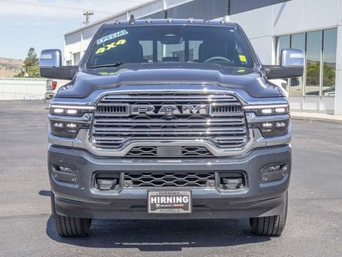 Used 2026 RAM 2500 Laramie AWD/4WD image 2