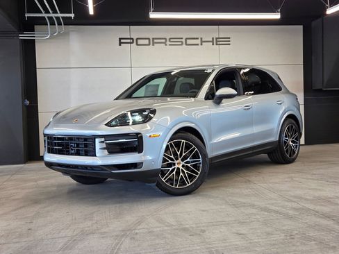 New 2026 Porsche Cayenne Base image 1