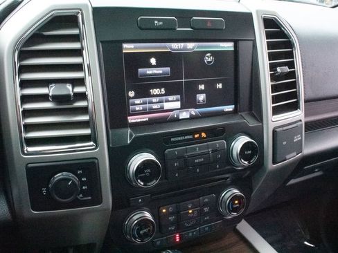 Used 2015 Ford F150 Lariat w/ Equipment Group 502A Luxury image 31