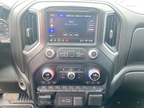 Used 2021 GMC Sierra 1500 AT4 w/ AT4 Value Package image 13