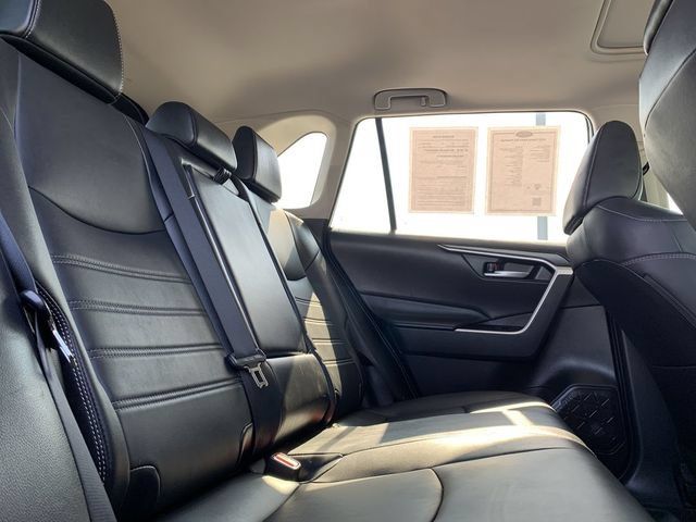 Used 2023 Toyota RAV4 XLE Premium AWD/4WD image 34