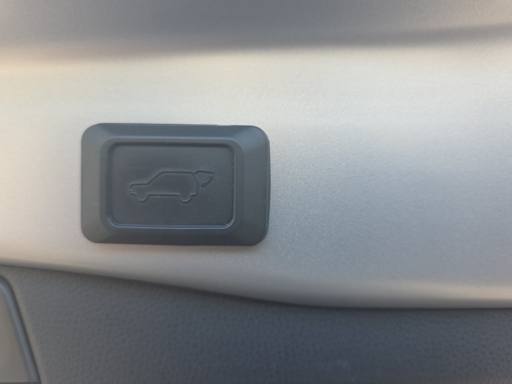 Used 2020 Toyota RAV4 XSE w/ All Weather Liner Package AWD/4WD image 12