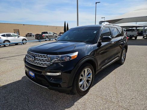 Used 2020 Ford Explorer Limited AWD/4WD image 4