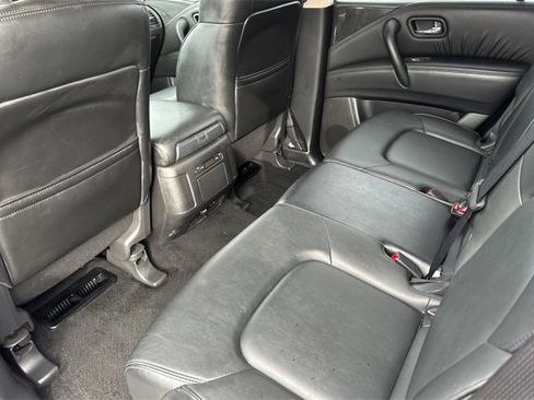 Used 2024 Nissan Armada SV image 16