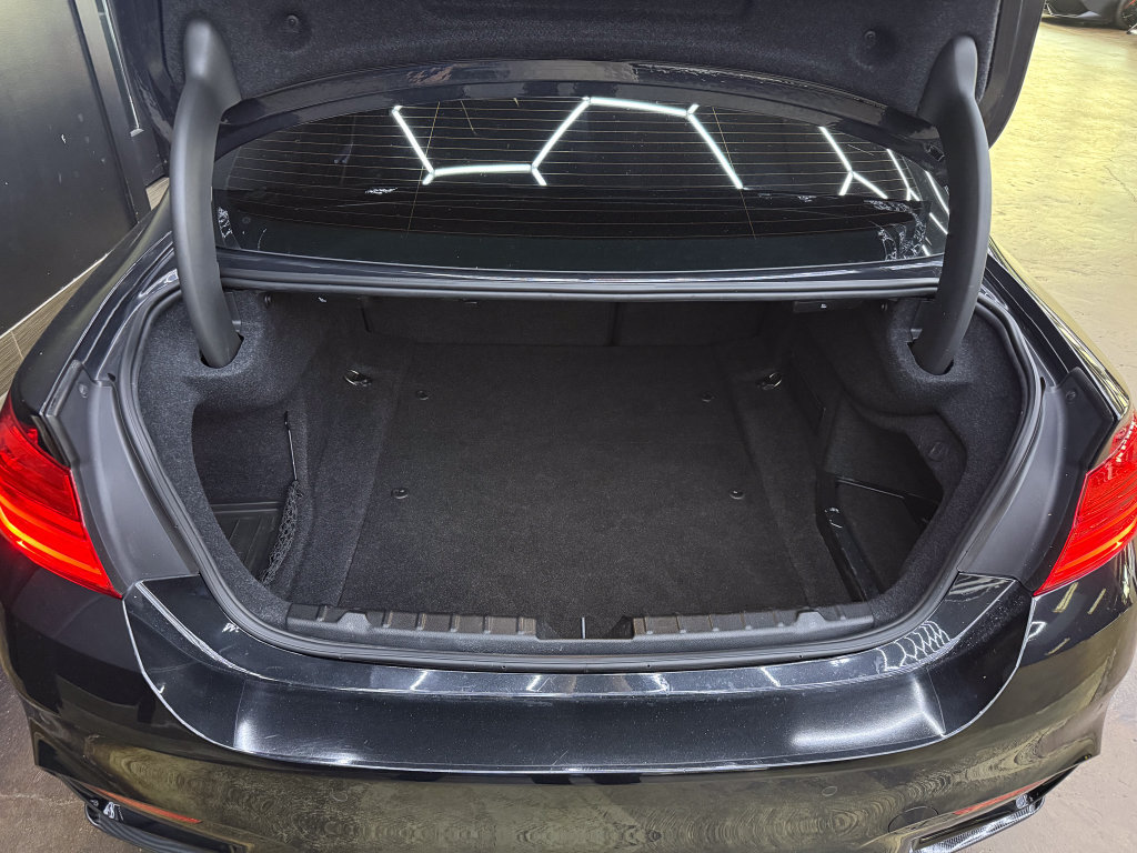 Used 2015 BMW M4 Coupe RWD image 26