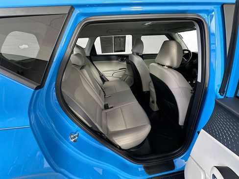 Used 2023 Kia Soul EX image 27
