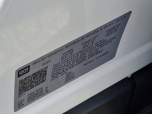 Used 2023 Chevrolet Equinox Premier AWD/4WD image 28