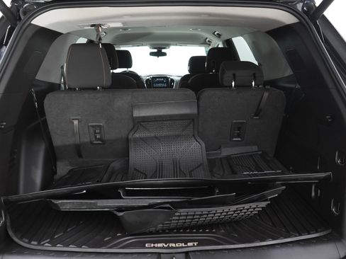 Used 2018 Chevrolet Traverse LT w/ LPO, Floor Liner Package image 9