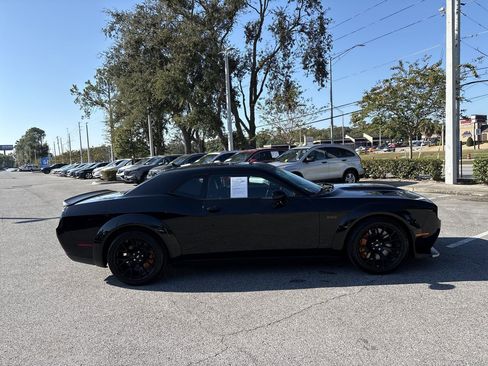 Used 2023 Dodge Challenger R/T Scat Pack image 9