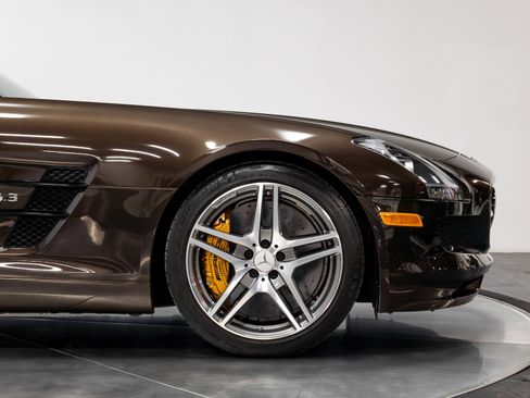 Used 2014 Mercedes-Benz SLS AMG GT Coupe image 23