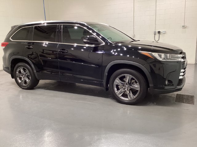 Used 2018 Toyota Highlander Limited Platinum AWD/4WD image 8