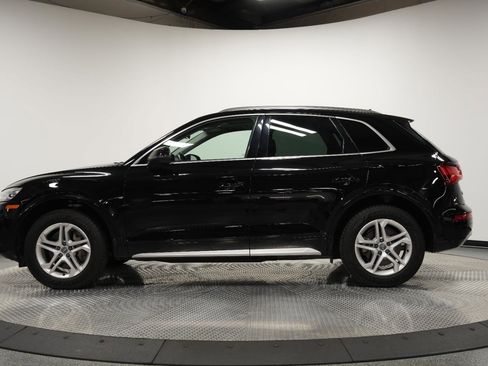 Used 2019 Audi Q5 2.0T Premium w/ Convenience Package AWD/4WD image 4