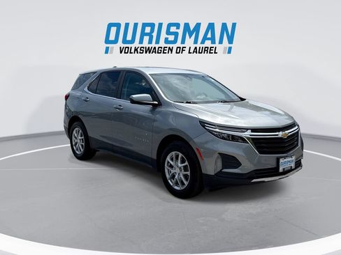 Used 2024 Chevrolet Equinox LT AWD/4WD image 2