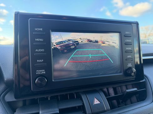 Used 2019 Toyota RAV4 XLE image 46