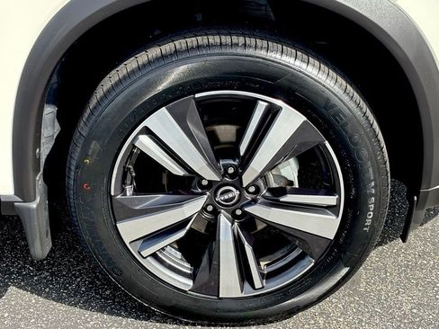Certified 2023 Nissan Rogue SL w/ SL Premium Package AWD/4WD image 32