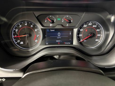 Used 2023 Chevrolet Camaro LT image 29