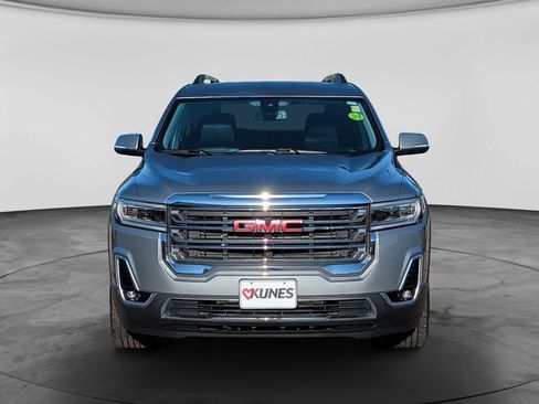 Used 2023 GMC Acadia SLT w/ Preferred Package AWD/4WD image 2