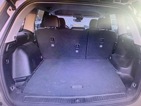 Used 2023 Jeep Grand Cherokee Limited image 30