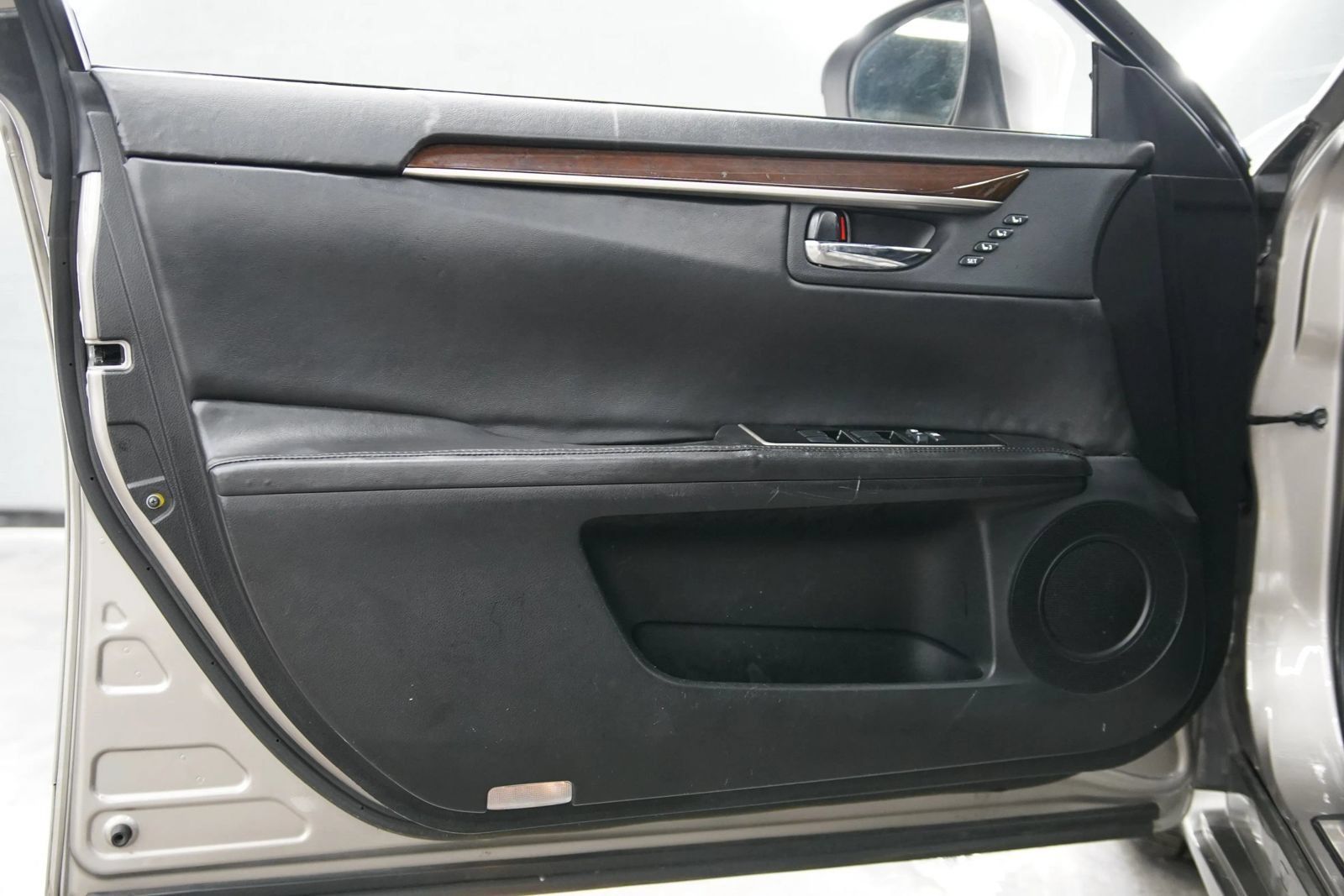 Used 2017 Lexus ES 350 w/ Luxury Package FWD image 35
