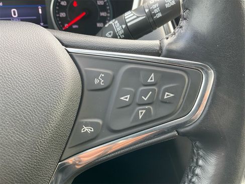 Used 2020 Chevrolet Equinox LT image 29