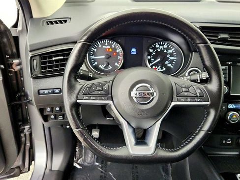 Used 2020 Nissan Rogue Sport SV w/ All-Weather Package AWD/4WD image 13