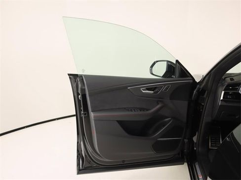 New 2026 Audi Q8 Prestige image 10