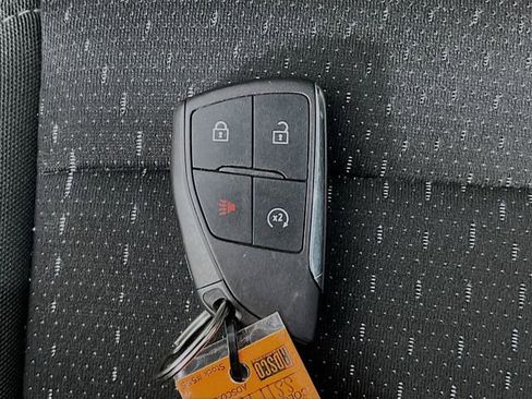 Used 2025 Chevrolet Equinox EV LT FWD image 12